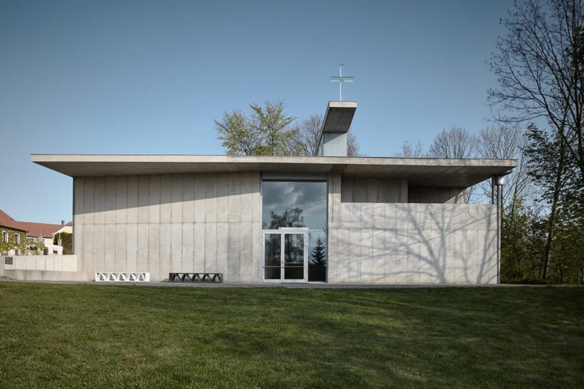 House of Prayer – Free Evangelical Church / Fránek architects