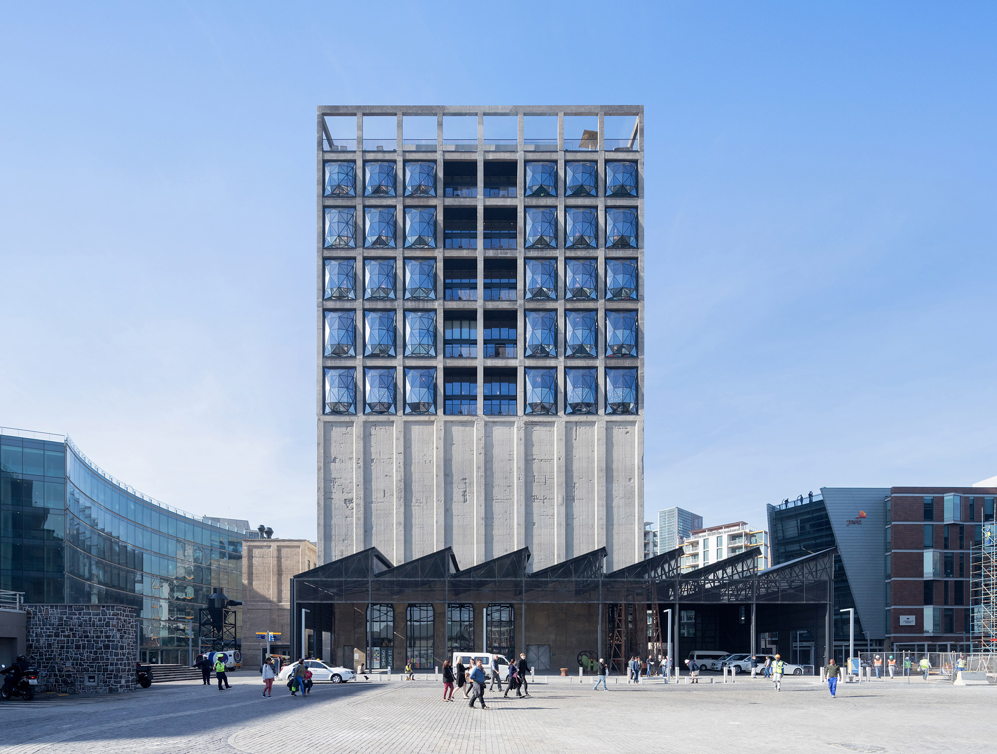 Zeitz MOCAA by Heatherwick Studio: From Grain Silo to Cultural Landmark