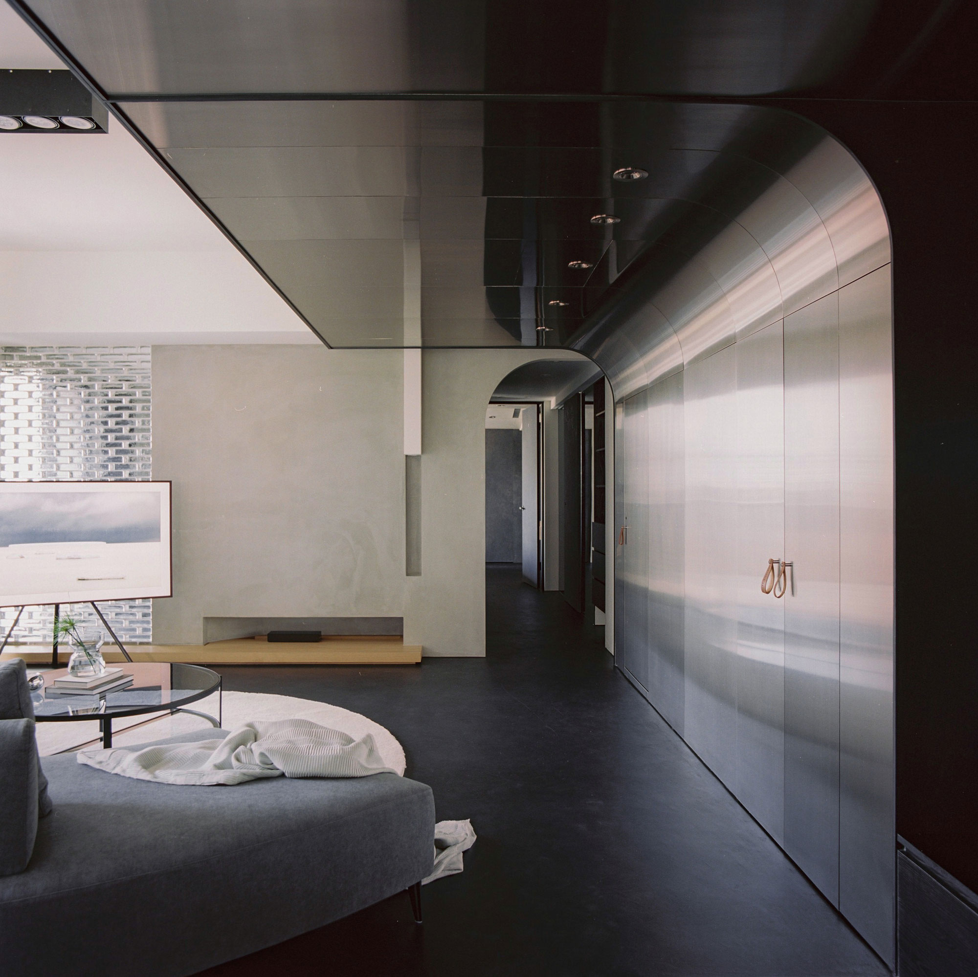 Transparency: Apartment Renovation in Taipei / StudioX4 | ArchEyes