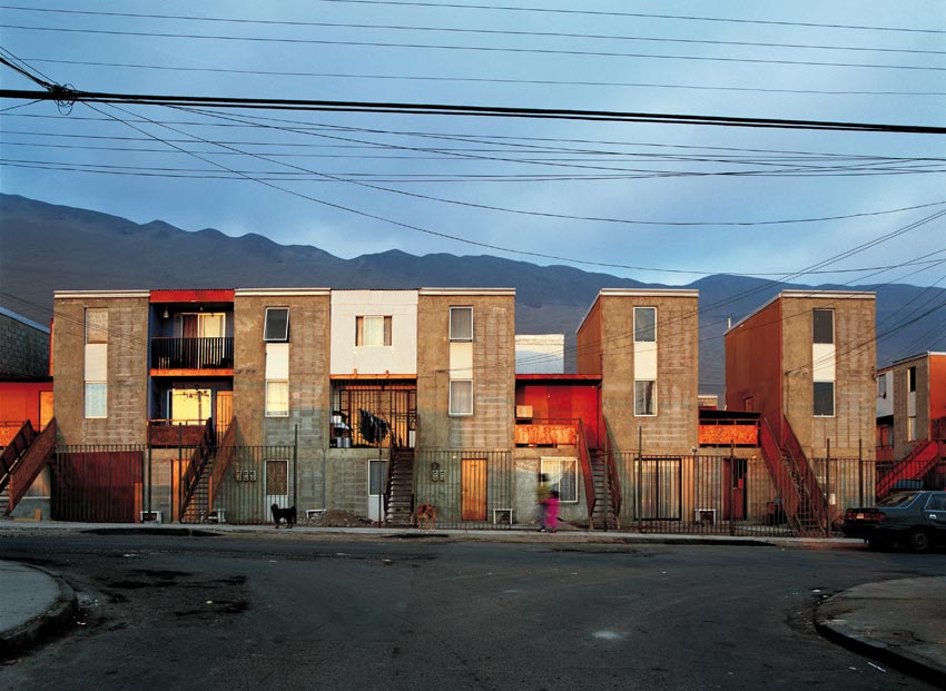 Alejandro Aravena pritzker 2016 social housing