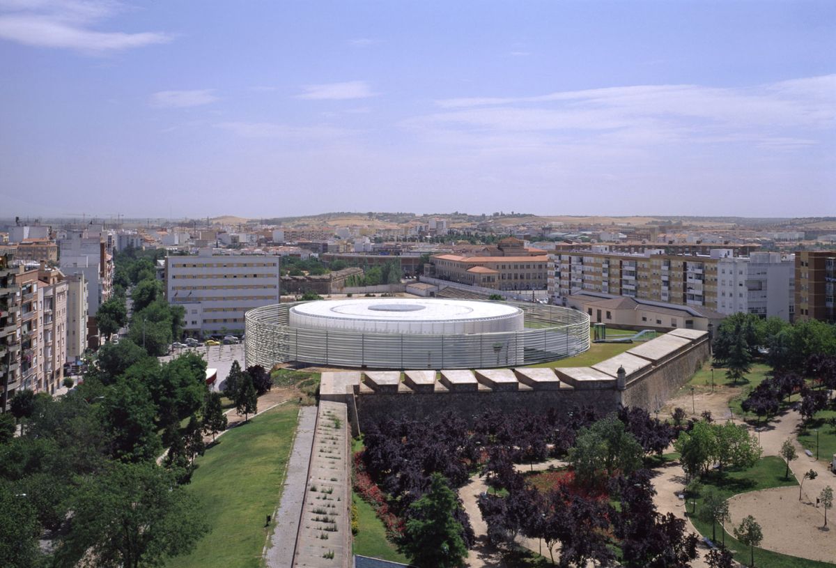 Badajoz Congress Center / Selgas Cano