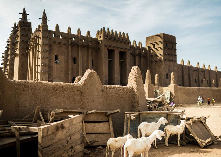 Mud Architecture: The Great Mosque of Djenné 