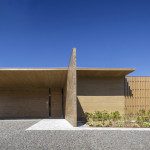 Solid Cedar House / Shigeru Ban