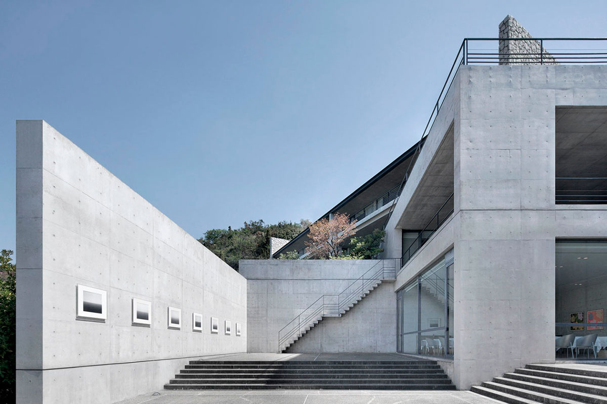 Stairs - Benesse House Museum / Tadao Ando