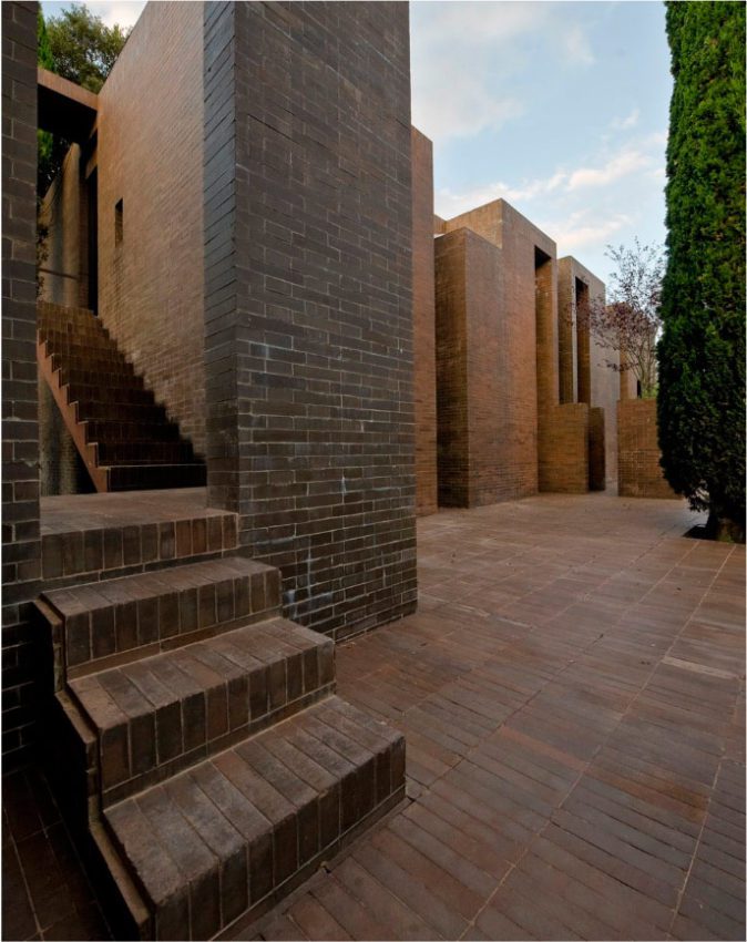 Family House at the Empordà / Ricardo Bofill Taller de Arquitectura