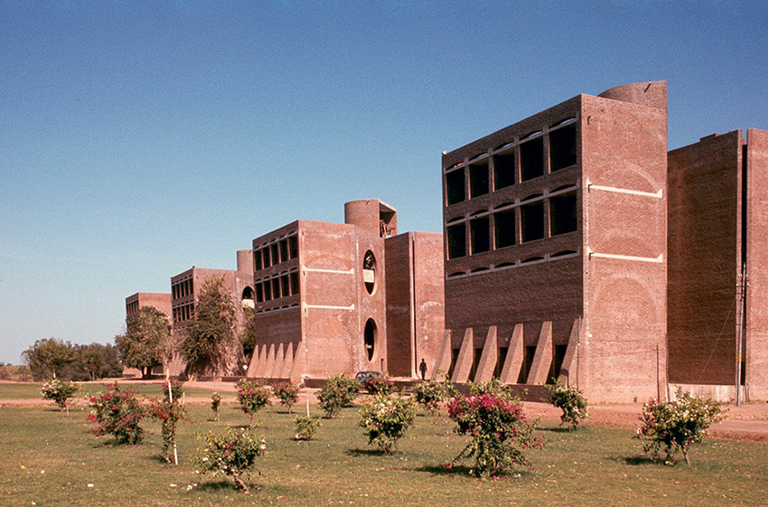 Indian Institute of Management / Louis Kahn