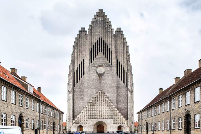 Exterior Facade of the Grundtvig's Church / Peder Vilhelm Jensen-Klint