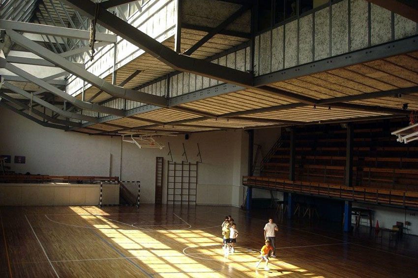Maravillas Gymnasium / Alejandro de la Sota