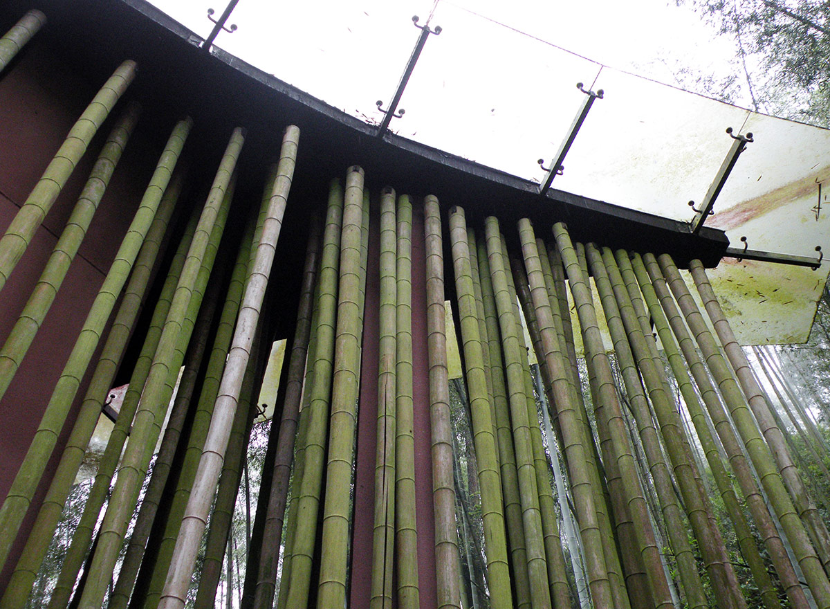 Bamboo Gateway / West-line-studio