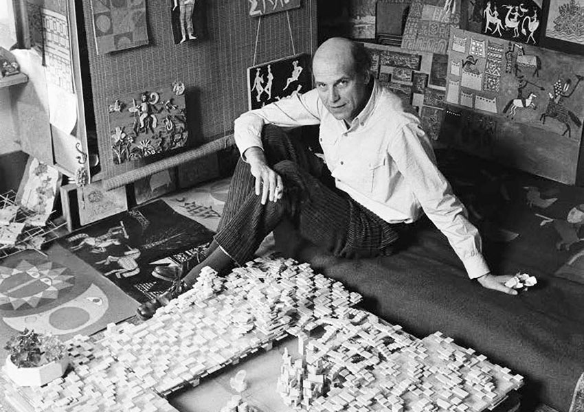 Yona Friedman in 1980 in his atelier
