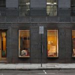 Facade Front view Paul Smith Retail Shop in London / 6a architects