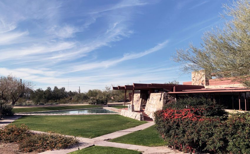 Pool Taliesin West in Arizona / Frank Lloyd Wright