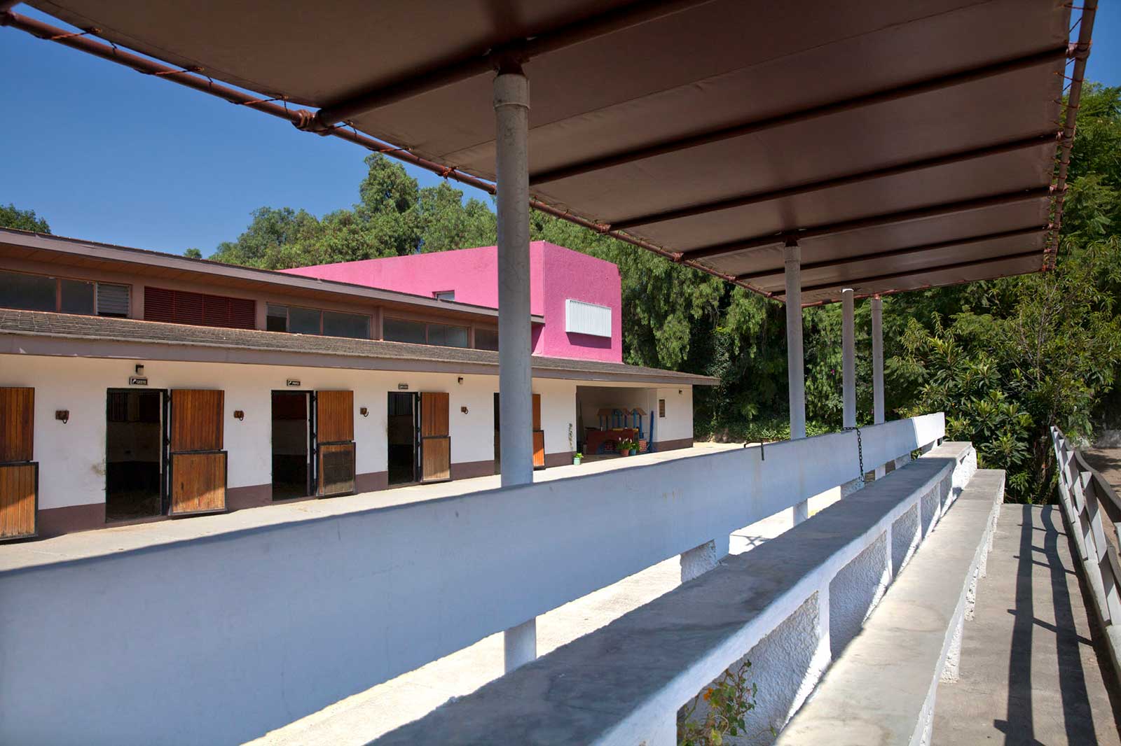 San Cristobal Stable & Egerstrom House By Luis Barragan | ArchEyes