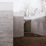 Exterior - House in a Park / Think Architecture