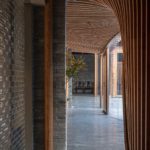 Middle courtyard - Qishe Courtyard in Beijing / ARCHSTUDIO