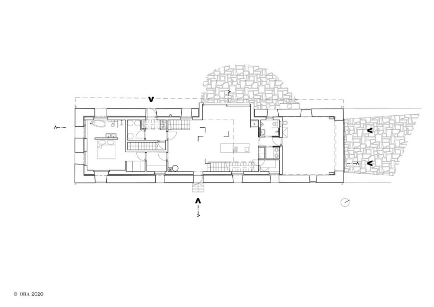 Floor Plan - House Inside a Ruin / ORA