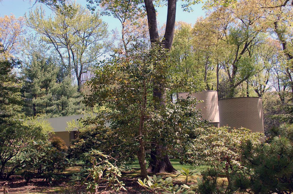 Garden - Jerome & Carolyn Meier House / Richard Meier