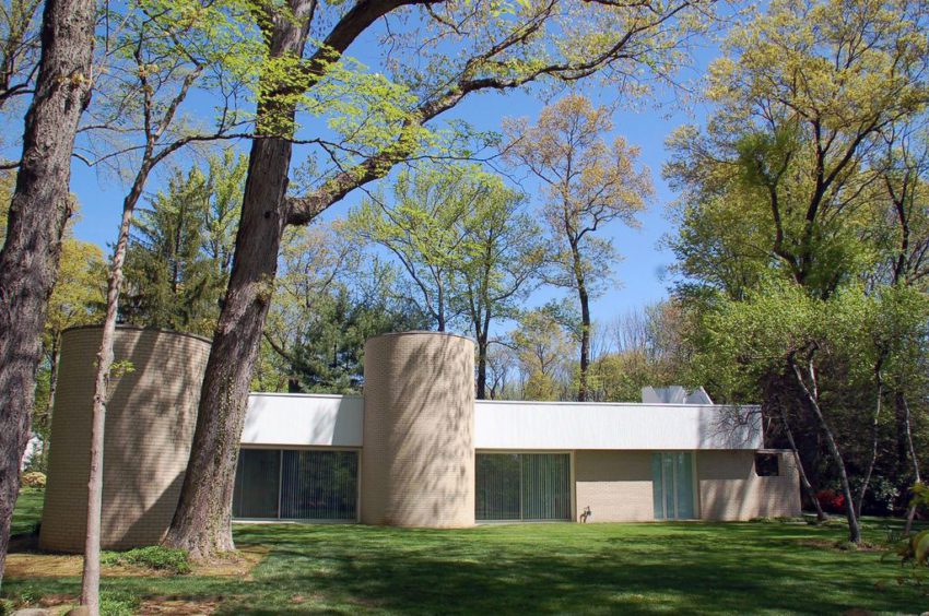 Jerome & Carolyn Meier House / Richard Meier