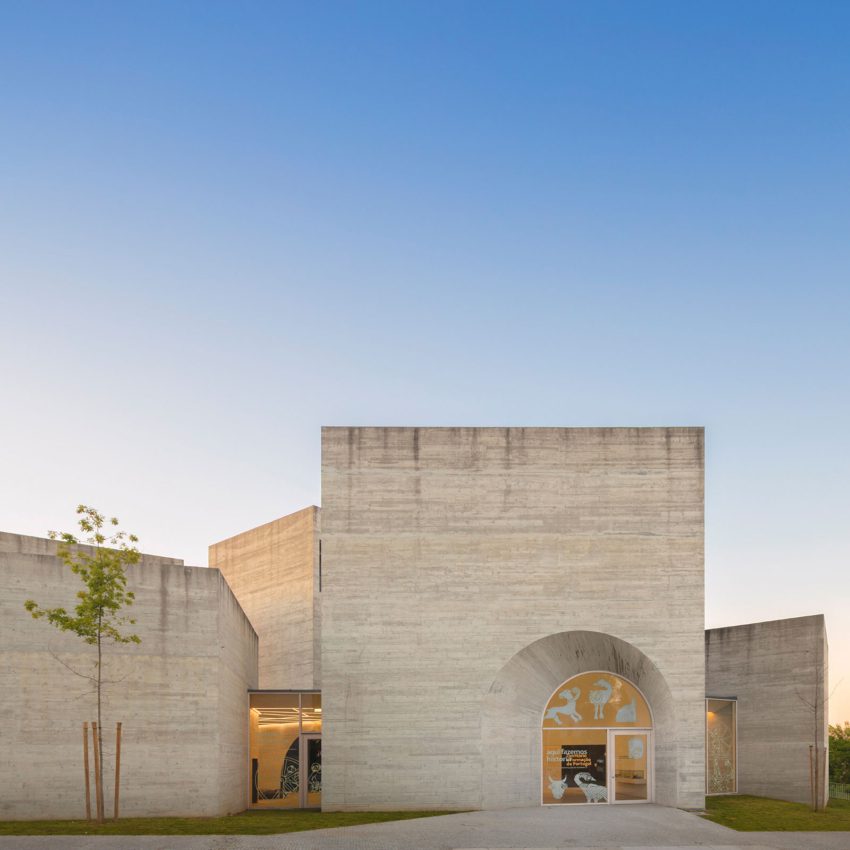 Stone Facade with Arch Entrance - Interpretation Centre of Romanesque Exhibition Centre by spaceworkers