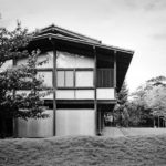 Side View - Kenzo Tange's House / Villa Seijo