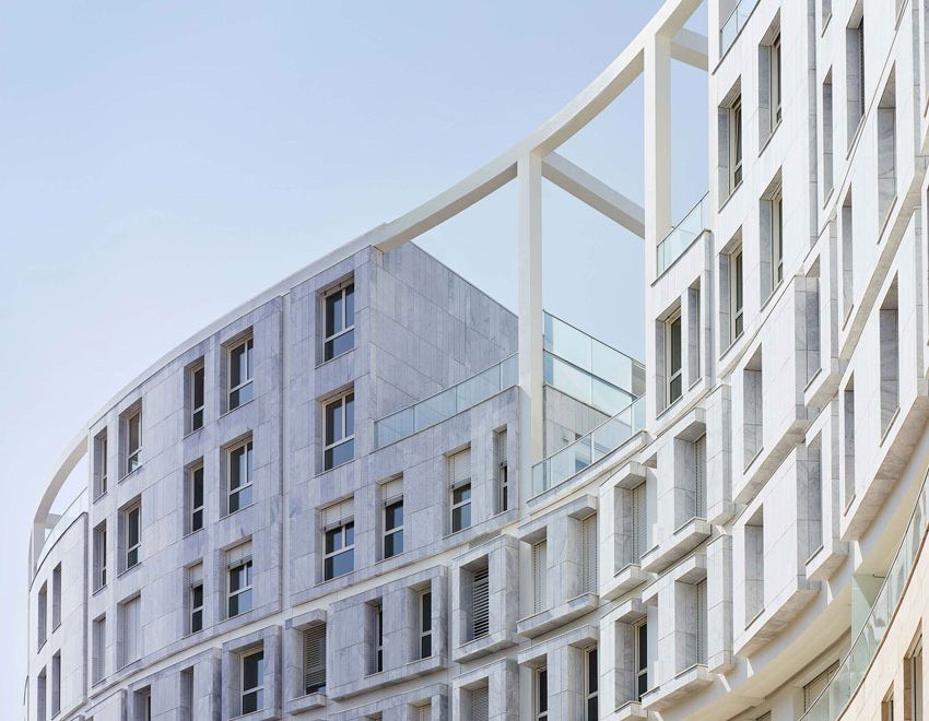 Residenze Calo Erba in Milan / Eisenman Architects + Degli Esposti Architetti + AZstudio