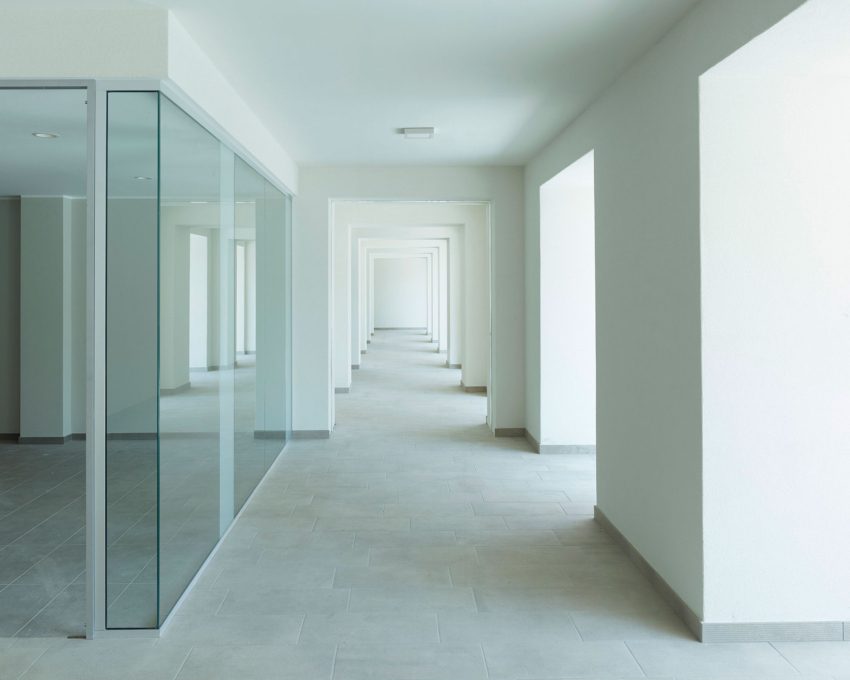Interiors white and glass - Casa Tersicore / Degli Esposti Architetti