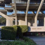 Library entrance - The Geisel Library / William Pereira & Associates