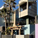 Tower - Norton House in Venice Beach / Frank Gehry