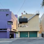 Rear frontal view - Exterior view - Norton House in Venice Beach / Frank Gehry