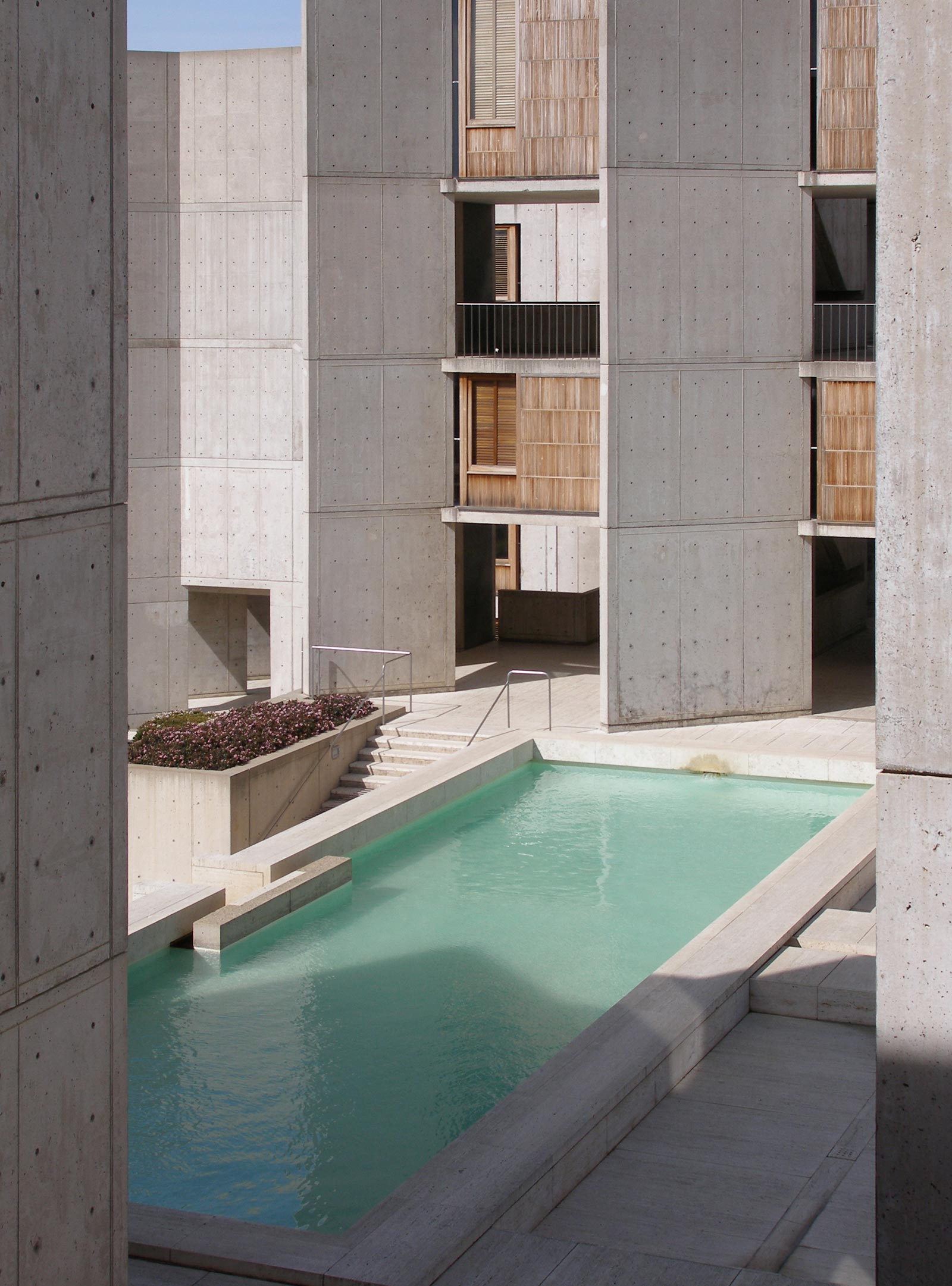 Salk Institute for Biological Studies / Louis Kahn [United States, 1959 -  1965] “Hope lies in dreams, in imagination and in the courage…