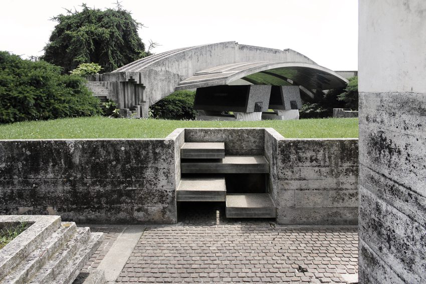 Brion Cemetery Sanctuary Carlo Scarpa ArchEyes trevor patt stairs