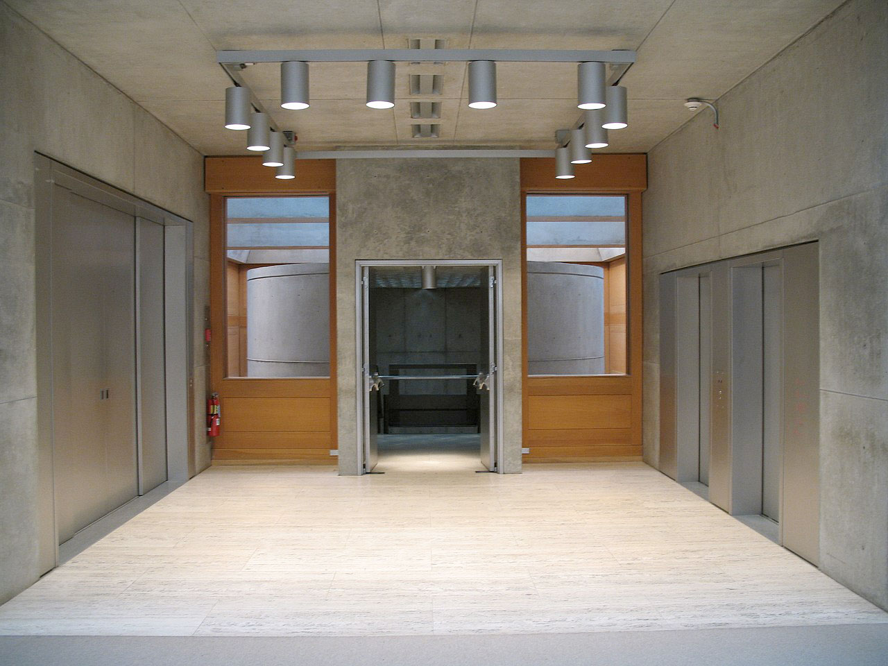 Elevator lobby - Yale Center for British Art / Louis Kahn