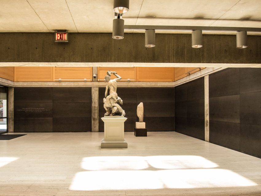 Exhibition space - Yale Center for British Art / Louis Kahn
