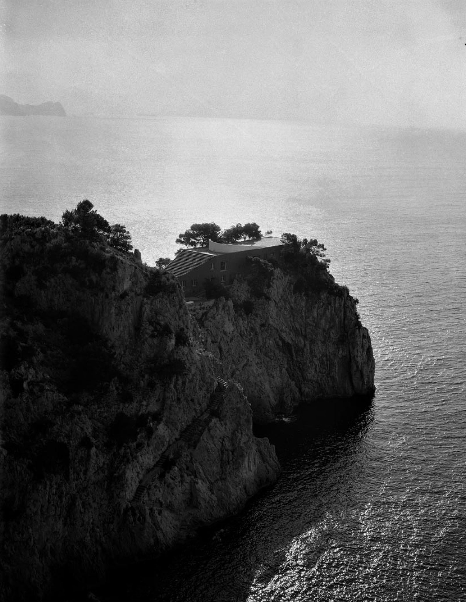 Casa Malaparte Capri Adalberto Libera ArchEyes mountain