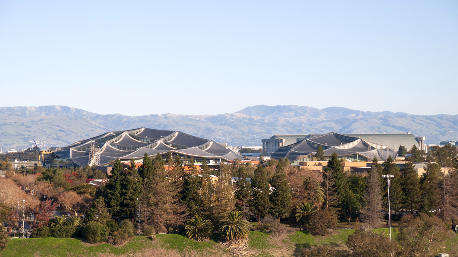 google headquarters mountain view campus big heatherwick architecture ArchEyes