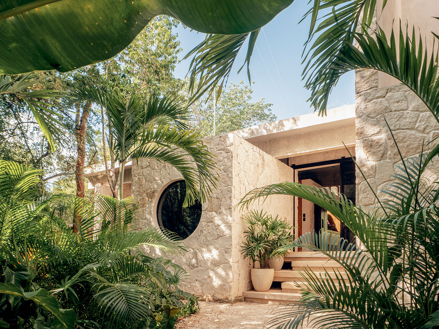 Villa Tulum NOIZ Architekti s Modern Tribute To Tradition ArchEyes