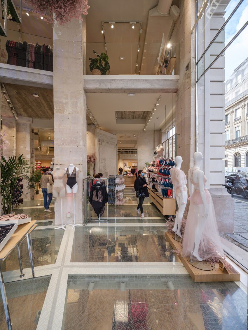 Etam Flagship Store Paris MVRDV Ossip ArchEyes floor glass structure