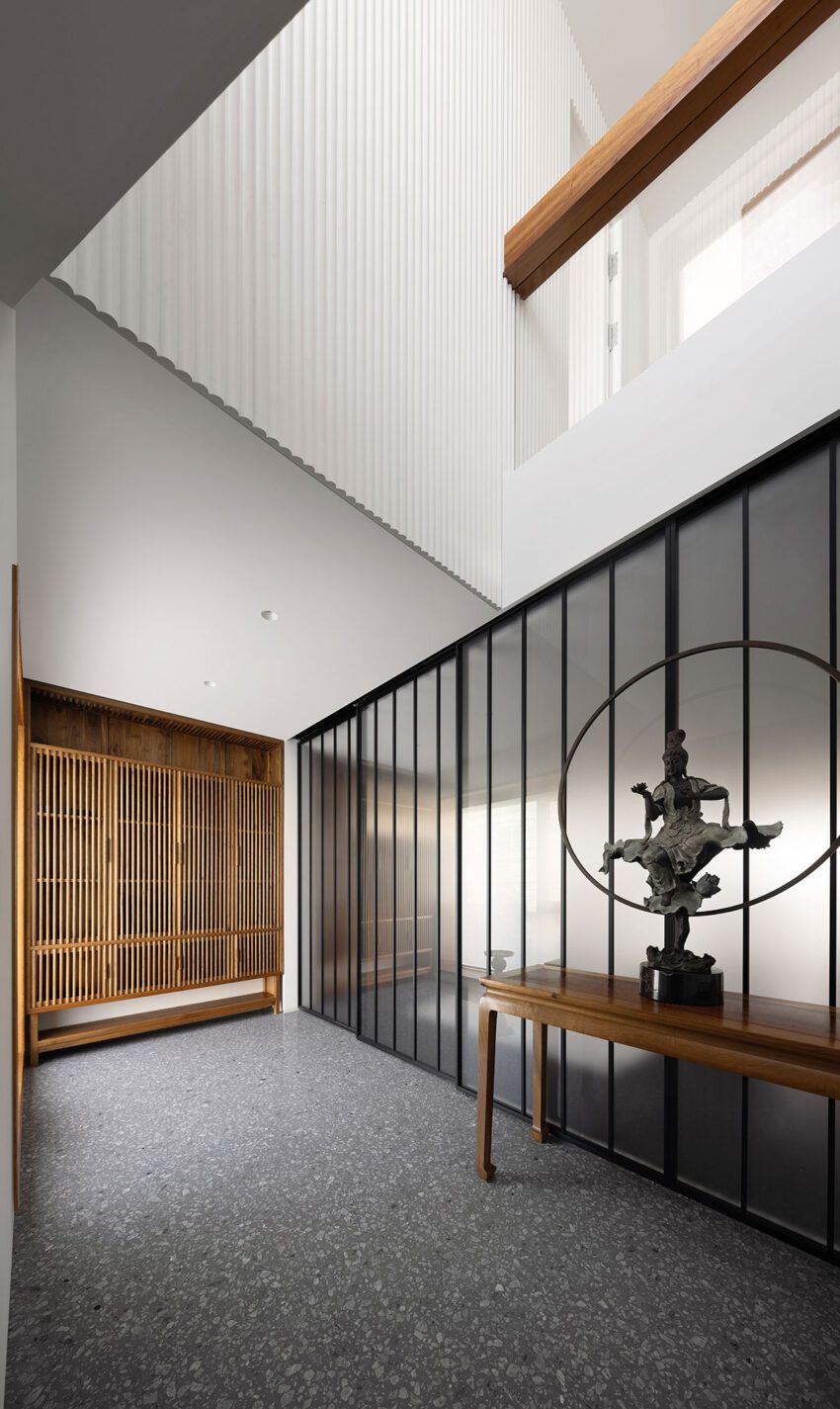 Classic Meets Modern House KiKi ARCHi ArchEyes Interior