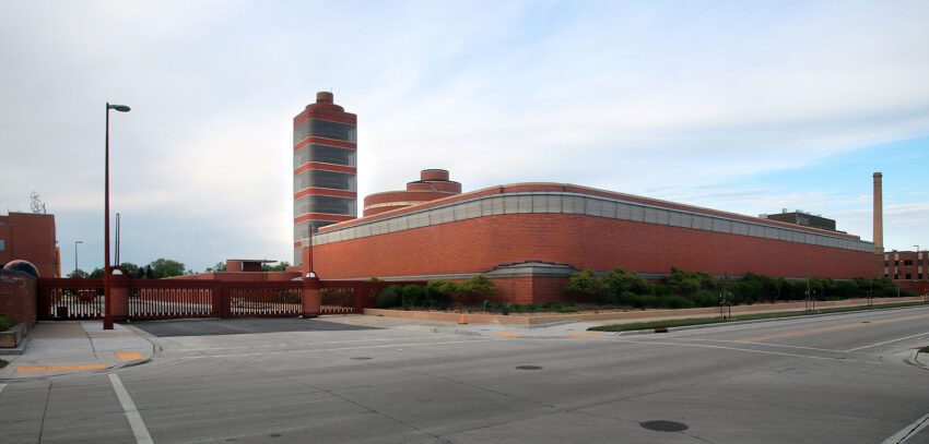 Frank Lloyd Wright Johnson Wax Headquarters Building ArchEyes trevor