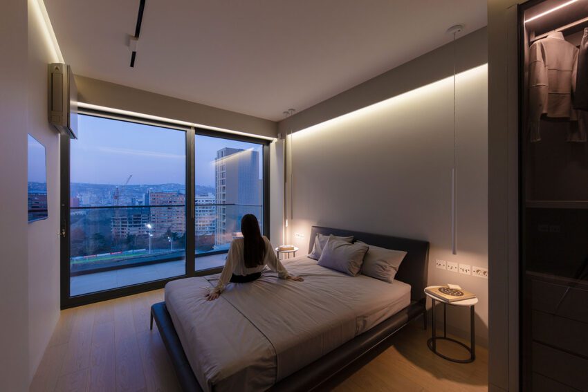 Furrow Minimalistic Interior Apartment Design STIPFOLD Architects ArchEyes bedroom