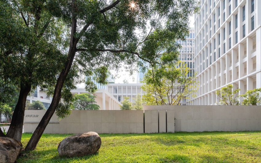 Wondfo Shenzhou Road Campus Atelier L Campus Marble Feature Walls ©Chao Zhang