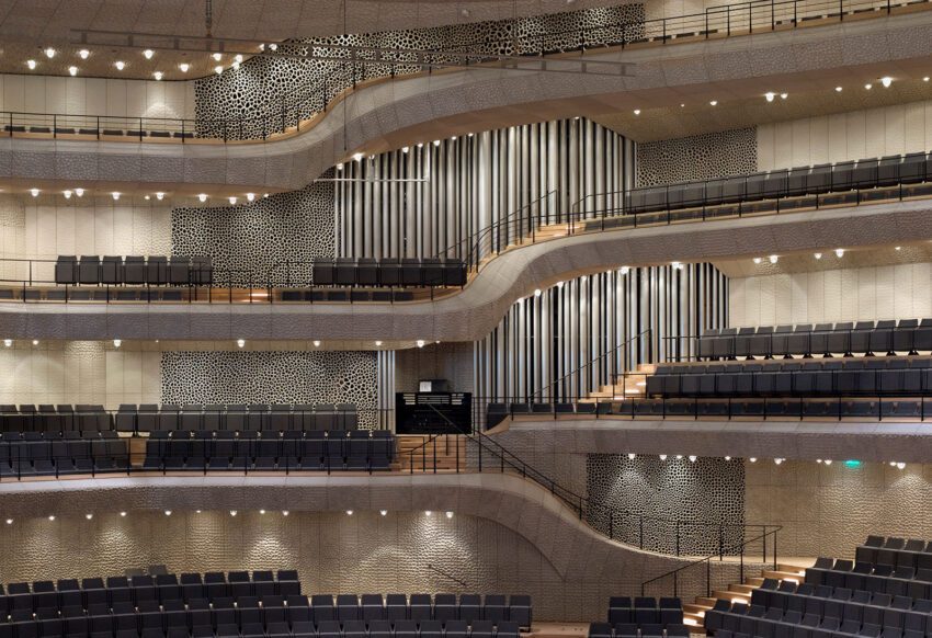 Hamburg Elbphilharmonie Herzog de Meuron architects ArchEyes CO RW H