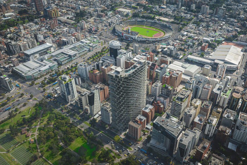 IQON Quito Vertical Oasis BIG Architects ArchEyes DJI copia px