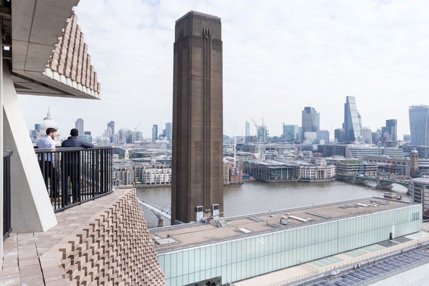 Tate Modern Herzog and de Meuron London Museum Cultural Landscape ArchEyes balcony