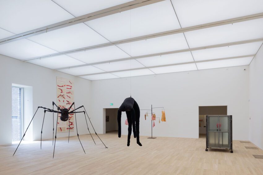 Tate Modern Herzog and de Meuron London Museum Cultural Landscape ArchEyes interior light