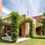 HOUSE HARQUITECTES Sant Cugat Barcelona Adria Goula ArchEyes garden