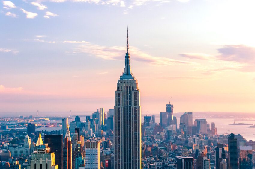 kit suman The Empire State Building New York Skyscraper Art Deco Shreve Lamb and Harmon ArchEyes