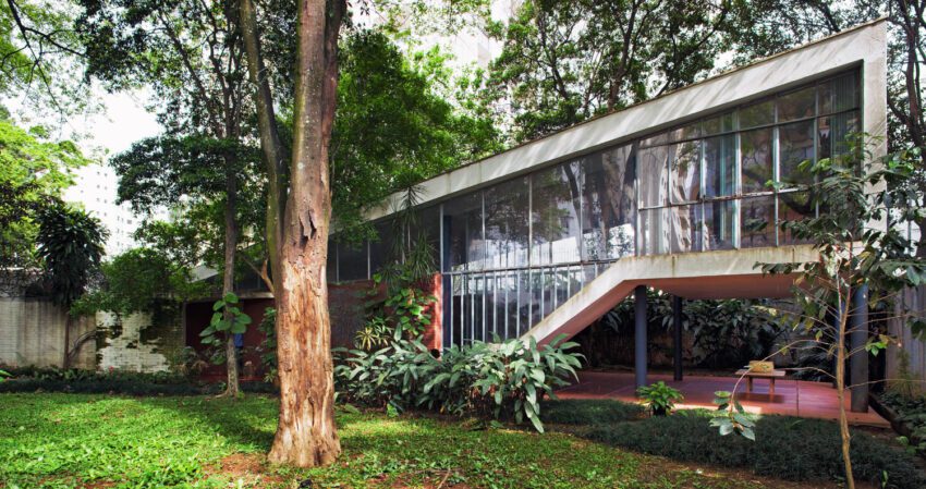 nelson kon The Vilanova Artigas Residence Innovative Spirit Sao Paulo Brazil ArchEyes