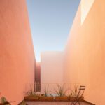 Casa Banderas by Rea Architectural Studio in Mexico ArchEyes courtyard