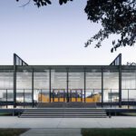 Crown Hall: Ludwig Mies van der Rohe's Testament to Modern Architecture